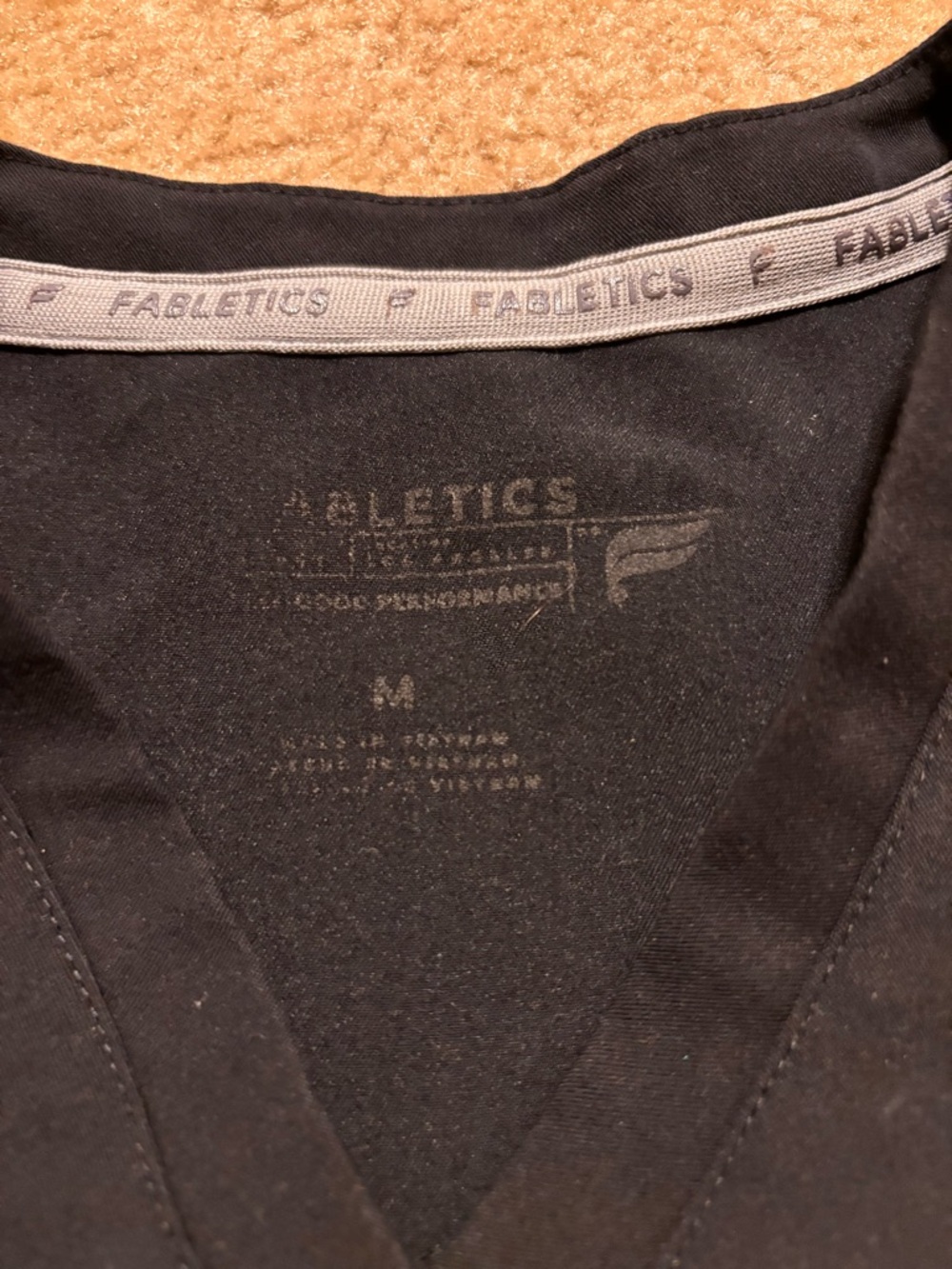 Fabletics Scrub Set - Picture 5 of 5